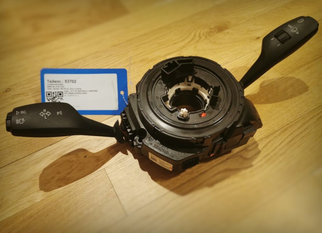 Steering column switch for BMW F30 with telephone number 93702