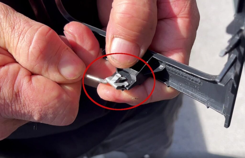 Transfer clips from old to new frame