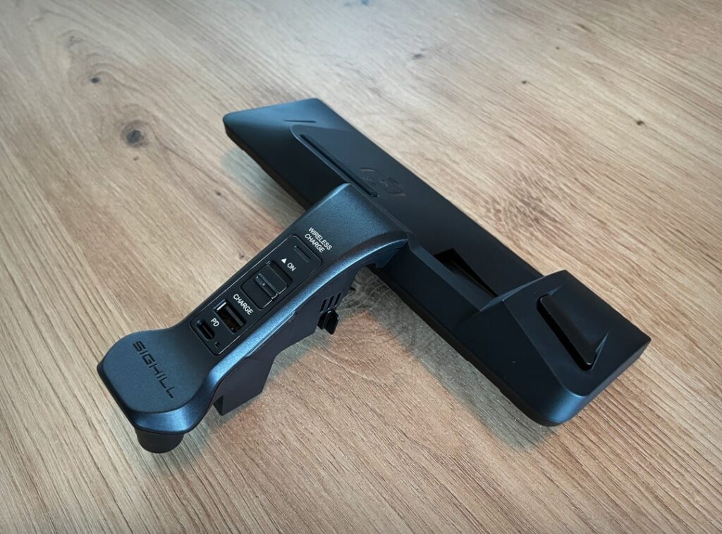 Wireless QI charging device Scope of delivery