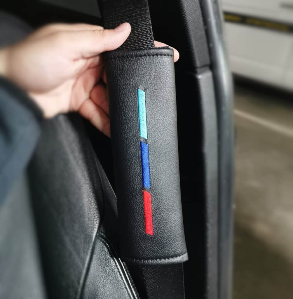 Top Accesorios BMW 5: Tapicería de los cinturones de seguridad
