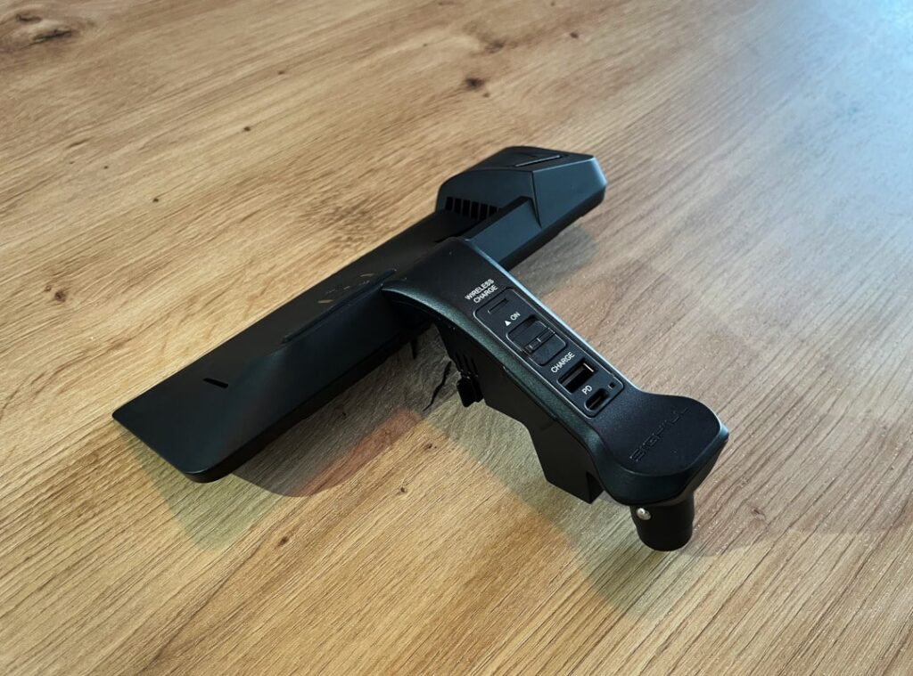 Los mejores accesorios BMW 1: Cargador inalámbrico para modelos BMW F