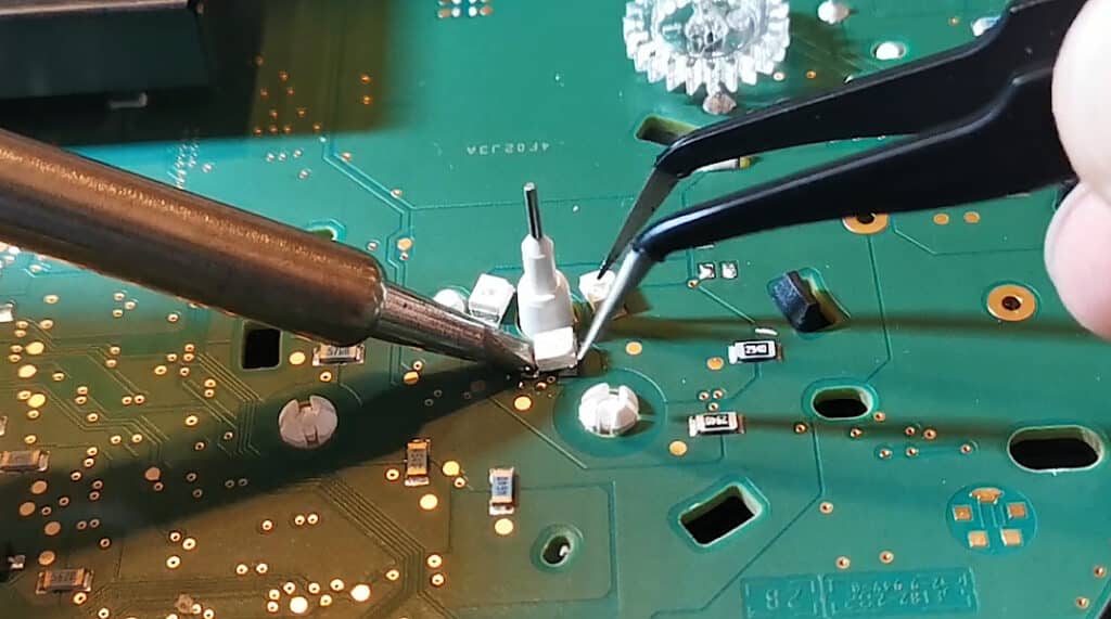 Kompletne odlutowanie diod LED