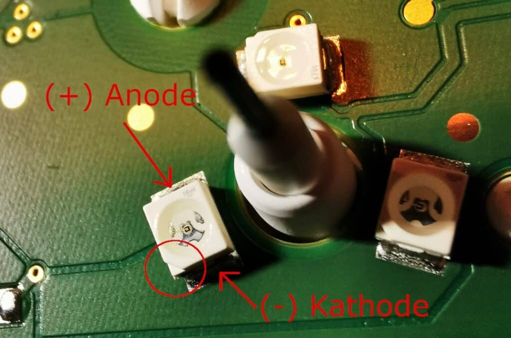 Plus i minus SMD LED typu 3528