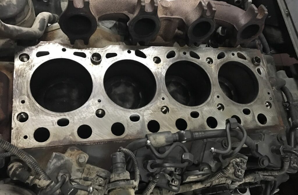 ¿Condensación en las paredes de los cilindros al calentar el motor?