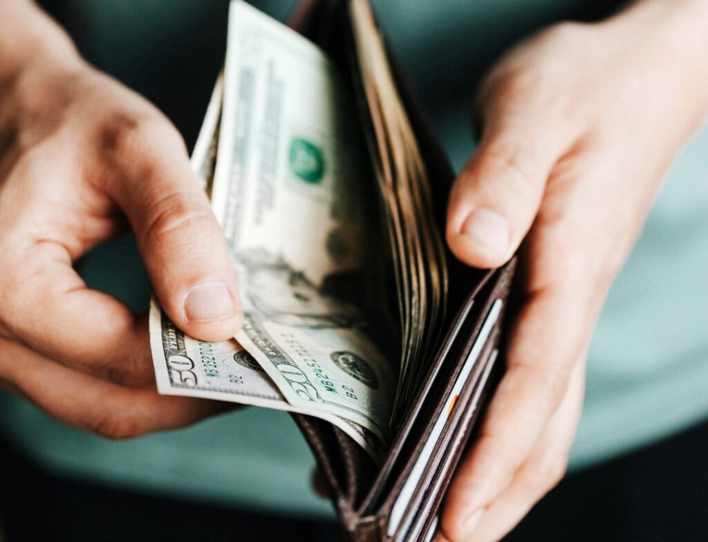 Kosten-Batteriewechsel Kosten Batterie wechseln, Werkstatt oder zu Hause (DIY)