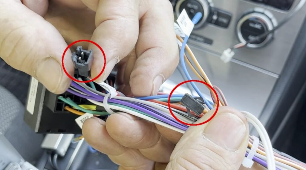 Wtyczka Quadlock-ISO-Adapter_Customisation Adaptacja wtyczki adaptera Quadlock