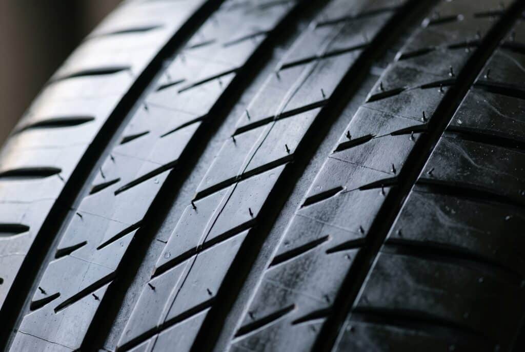 Reifen einfahren – Bild 4 Breaking in tyres release agent new tread